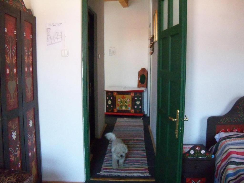 Gobe Csarda Hotel Oradea Room photo